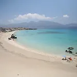 Apartman Avra & *