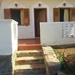 Avra & Apartman