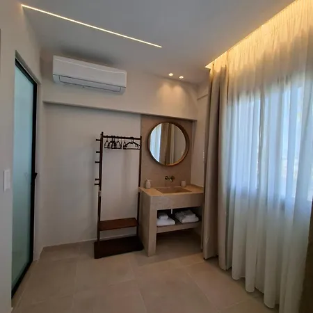 Avra & Apartment