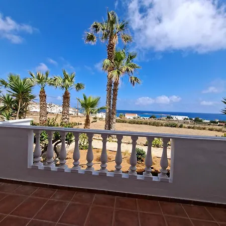 Apartment Avra & *